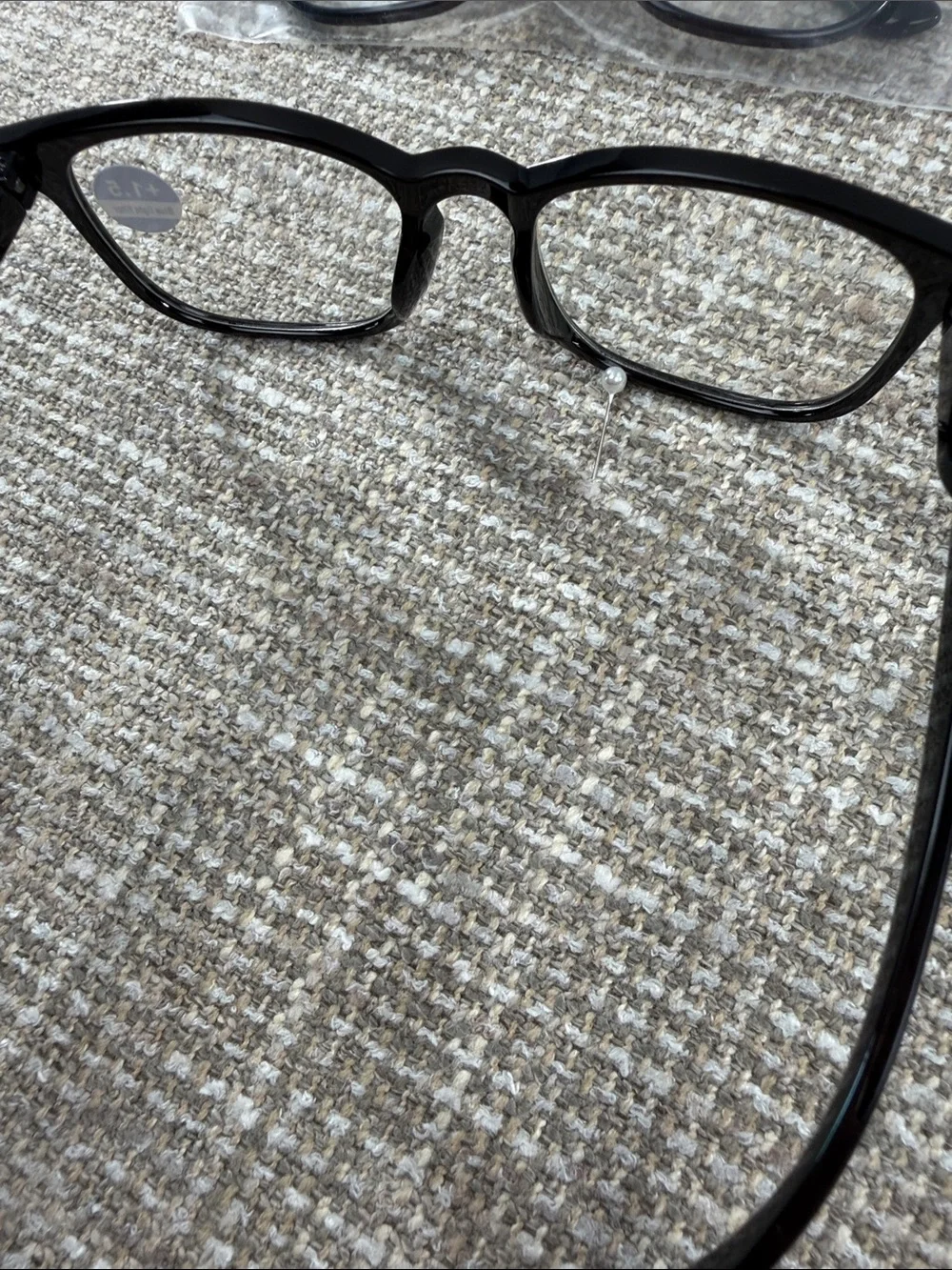 Black frame Reading Glasses +1.5 Strength